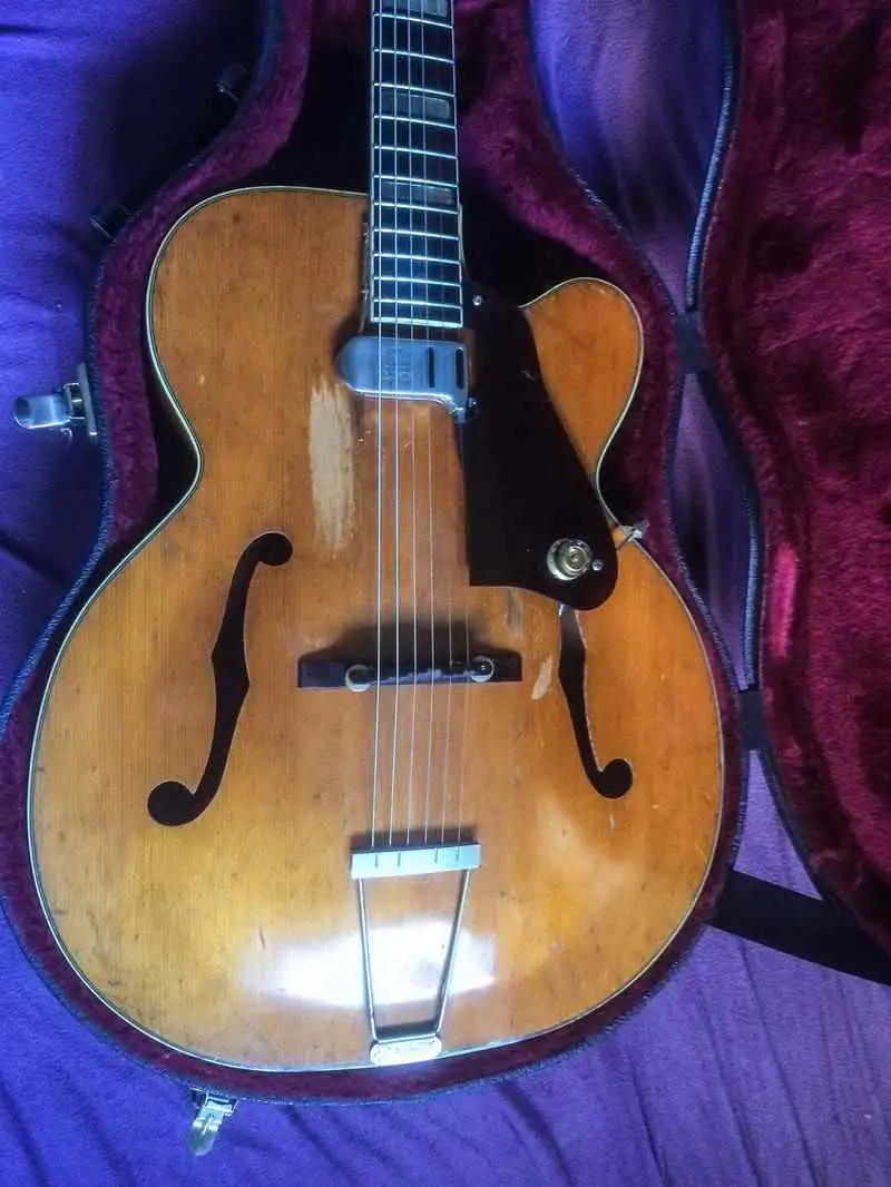  N1 Electric guitar