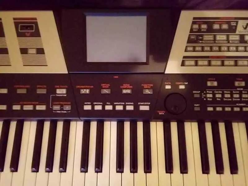 Roland VA-76 Szintetizátor