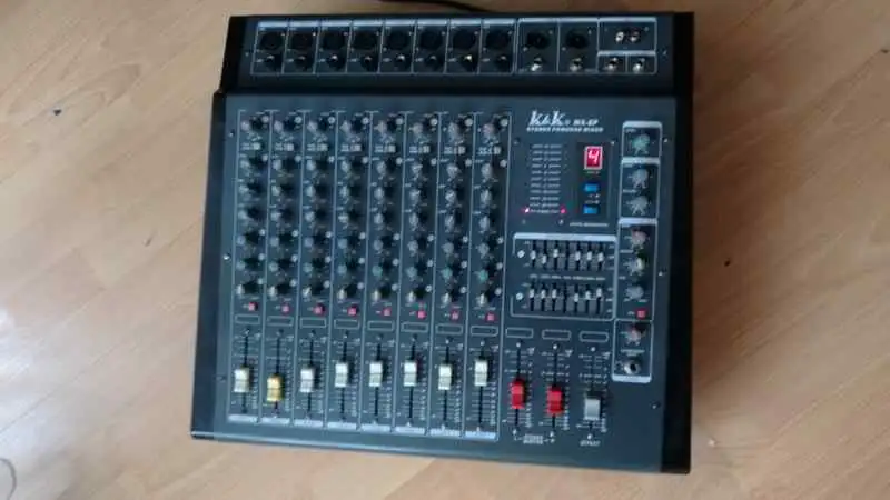 K&K MX - 8P Miešačka zosilňovača