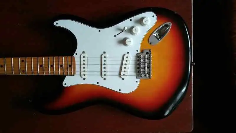  1975 MIJ CONDOR STRATOCASTER LAWSUIT Elektromos gitár