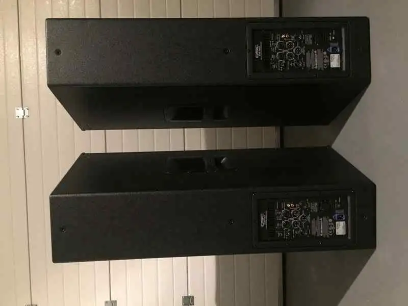 QSC KW153 Aktív hangfal