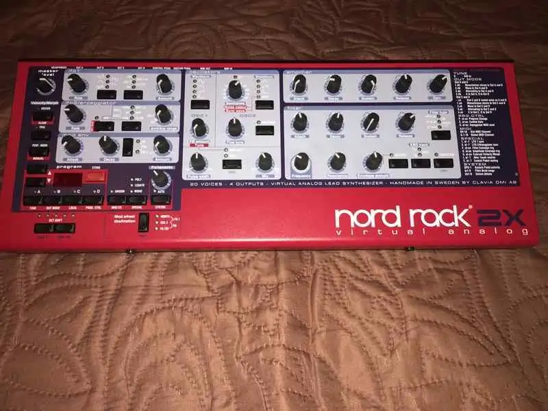 Clavia Nord Lead 2X Szintetizátor