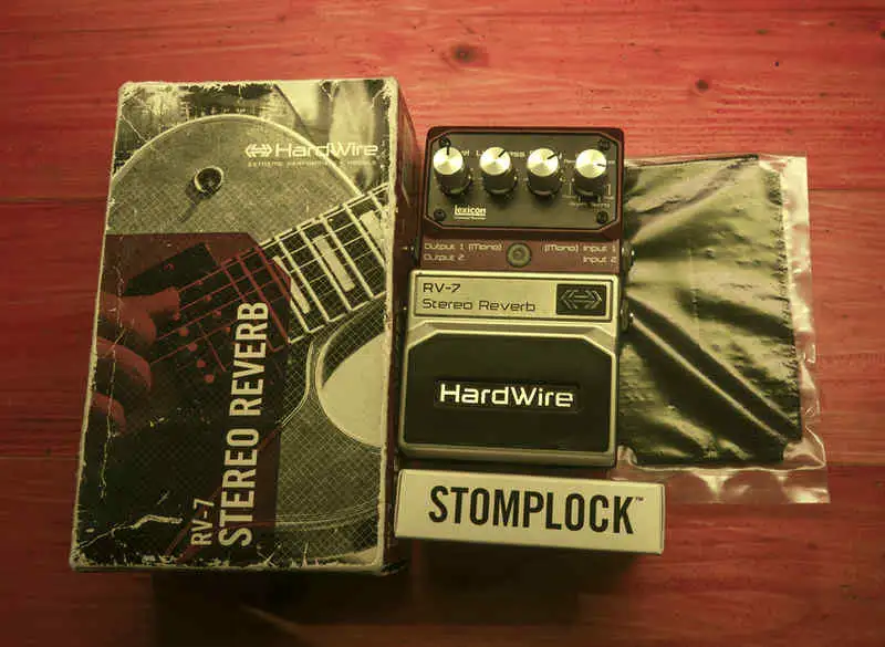 HardWire RV-7 Stereo Reverb Pedal de efecto