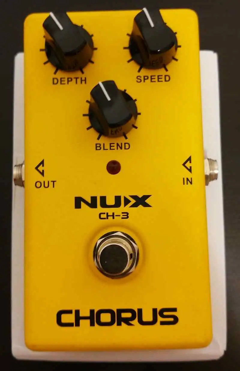 Nux CH-3 Chorus Effekt pedál