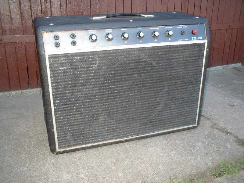  TX-20 Gitárkombó