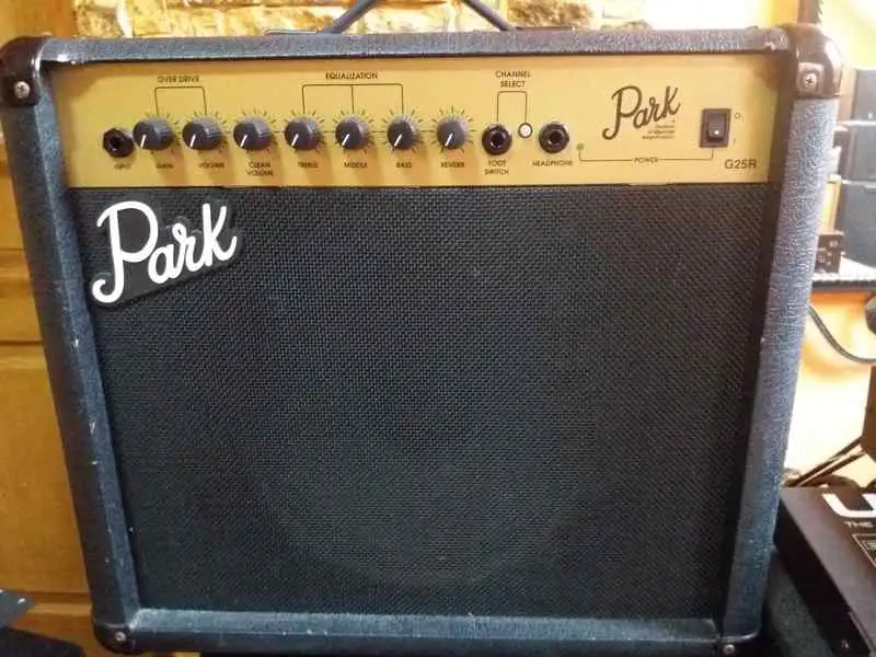 Park By Marshall G25R Kombinovaný zosilňovač pre gitaru