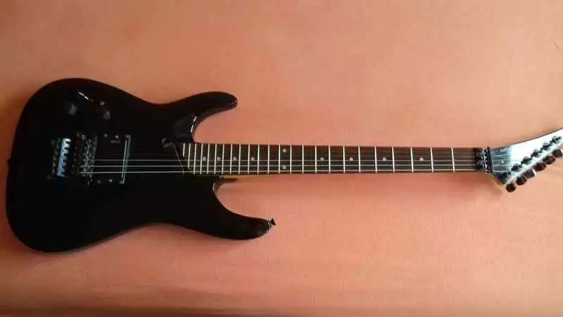 Hohner ST Lynx Professional Linkshänder E-Gitarre zum Verkauf