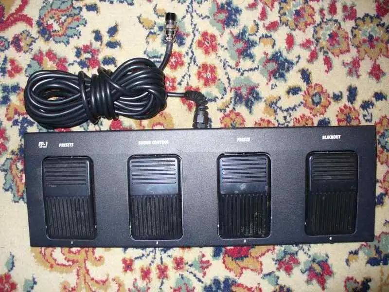  FP-1 Light contorller