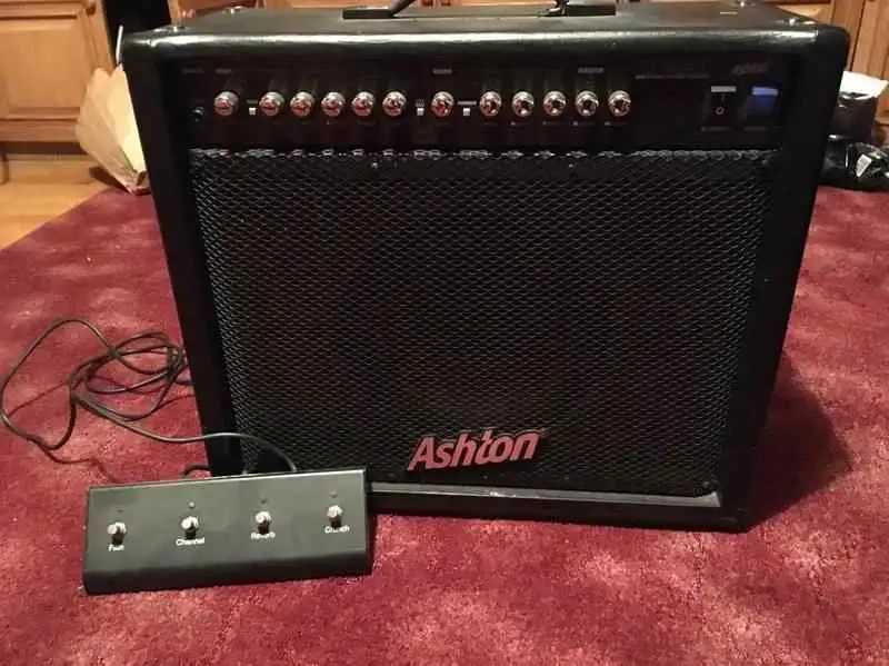 Ashton Viper 50 Kombinovaný zosilňovač pre gitaru