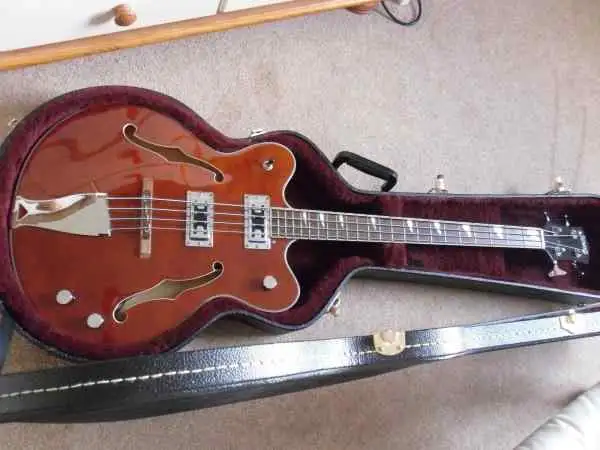 Eastwood Classic 4 Bass Bass Gitarre
