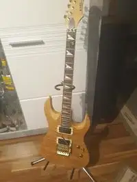 East AEG 330 Elektrická gitara [July 13, 2019, 2:29 pm]