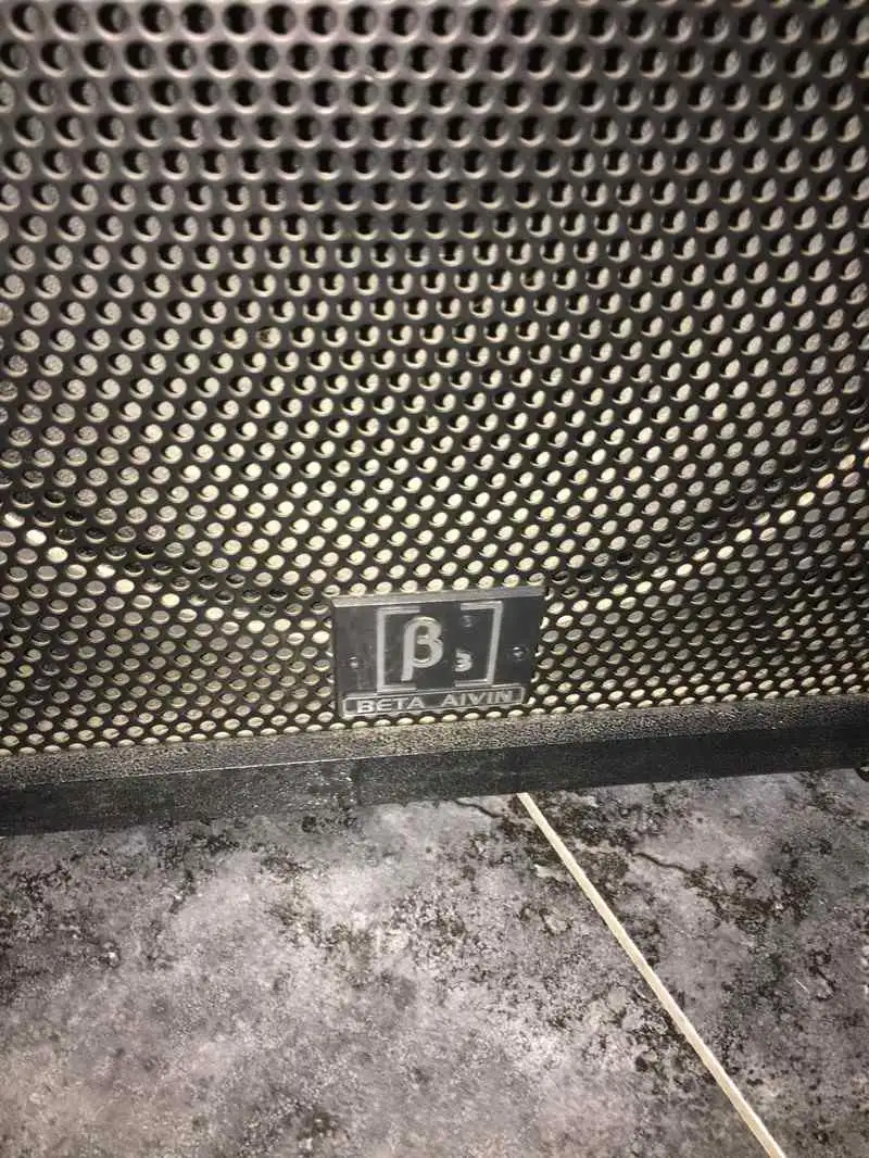 Beta Aivin B-110 Bass guitar combo amp