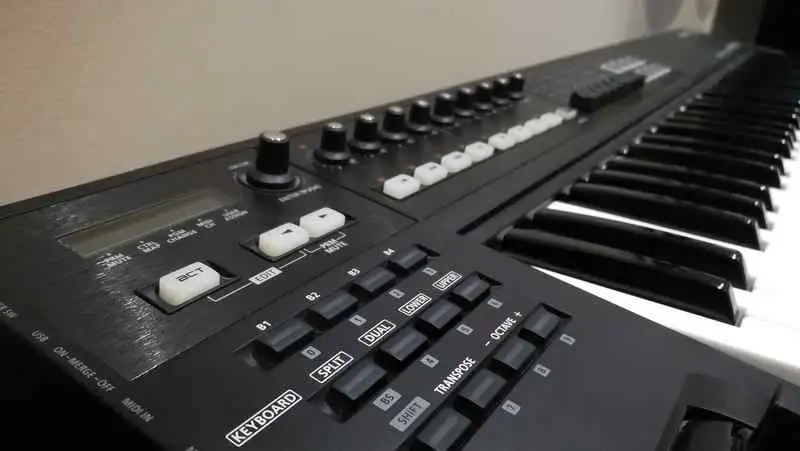  A-800PRO MIDI billentyűzet