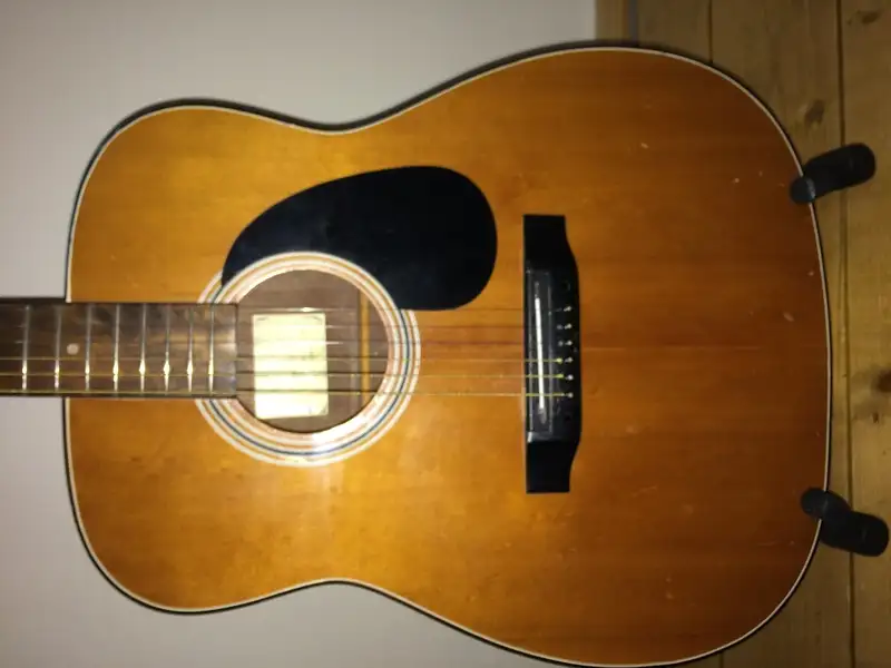 Harmony Sovereign Akusztikus gitár Harmony Sovereign Akusztikus gitár