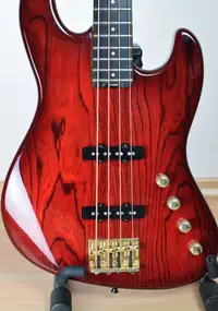 Blade B2 Bass Gitarre [July 26, 2018, 8:33 am]
