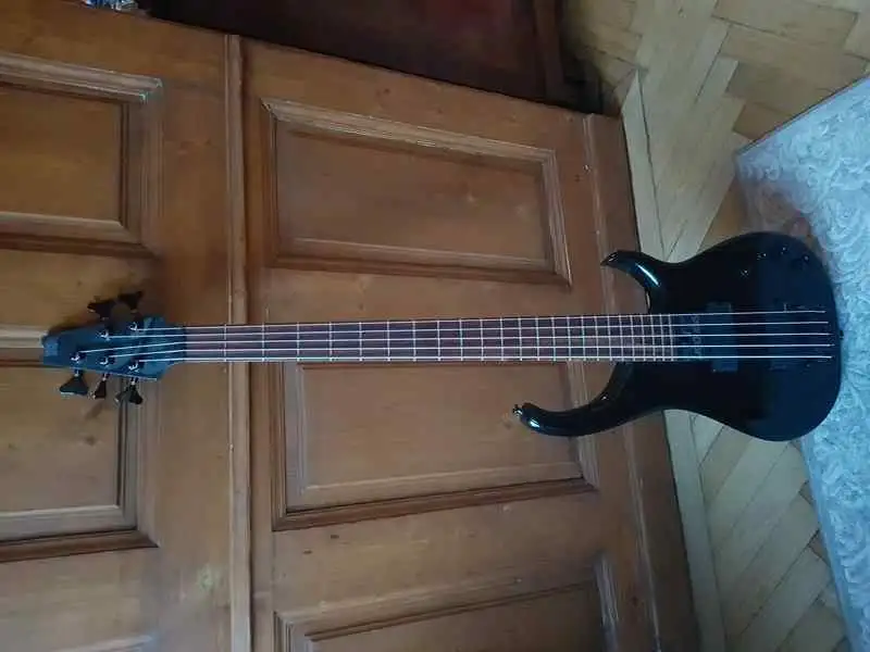 Modulus Quantum 5 Basszusgitár 5 húros