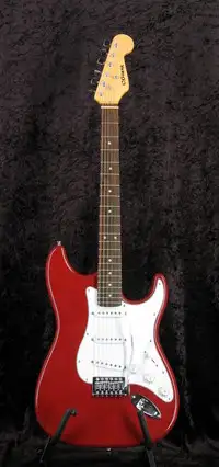 C-Giant Strat Electric guitar [December 12, 2018, 11:10 am]