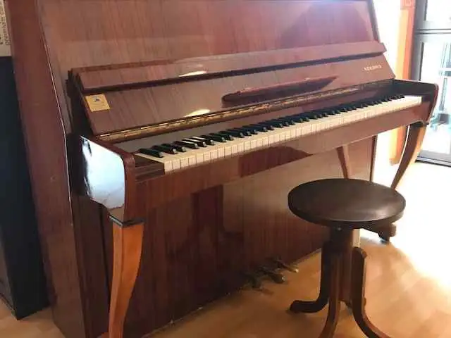   Pianínó