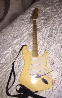 Richwood  Electric guitar [July 25, 2018, 12:01 pm]