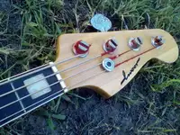 Luxor Vintage Bass guitar [August 16, 2018, 7:13 pm]