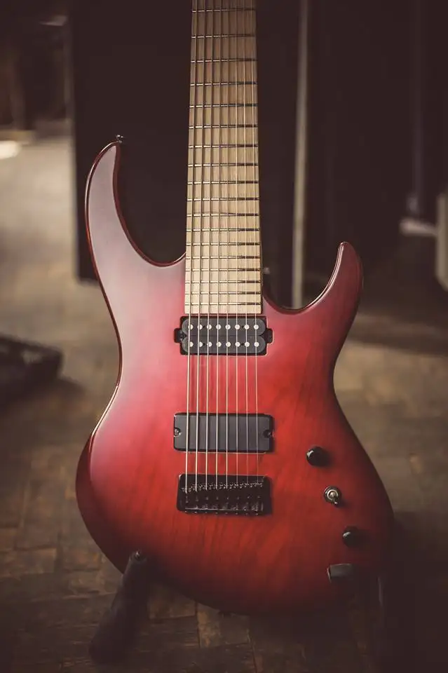 Agile Intrepid dual 828 Elektromos gitár 8 húros
