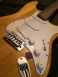 Baltimore by Johnson  E-Gitarre [October 12, 2018, 7:58 pm]