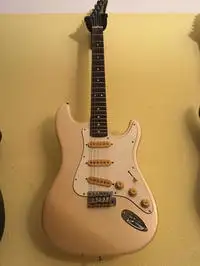 Hondo Fame Guitarra eléctrica [March 24, 2019, 6:43 am]
