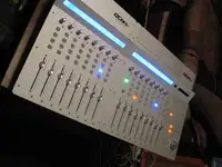 Icon Qcon Pro és Qcon EX MIDI kontroller [2018.11.21. 15:50]