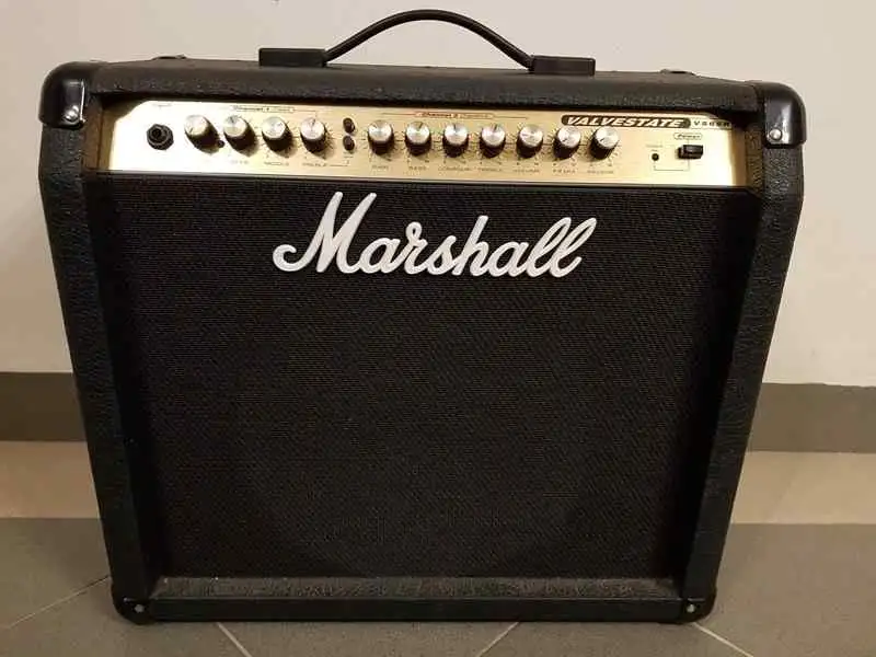 Marshall Valvestate VS 65-R Gitárkombó