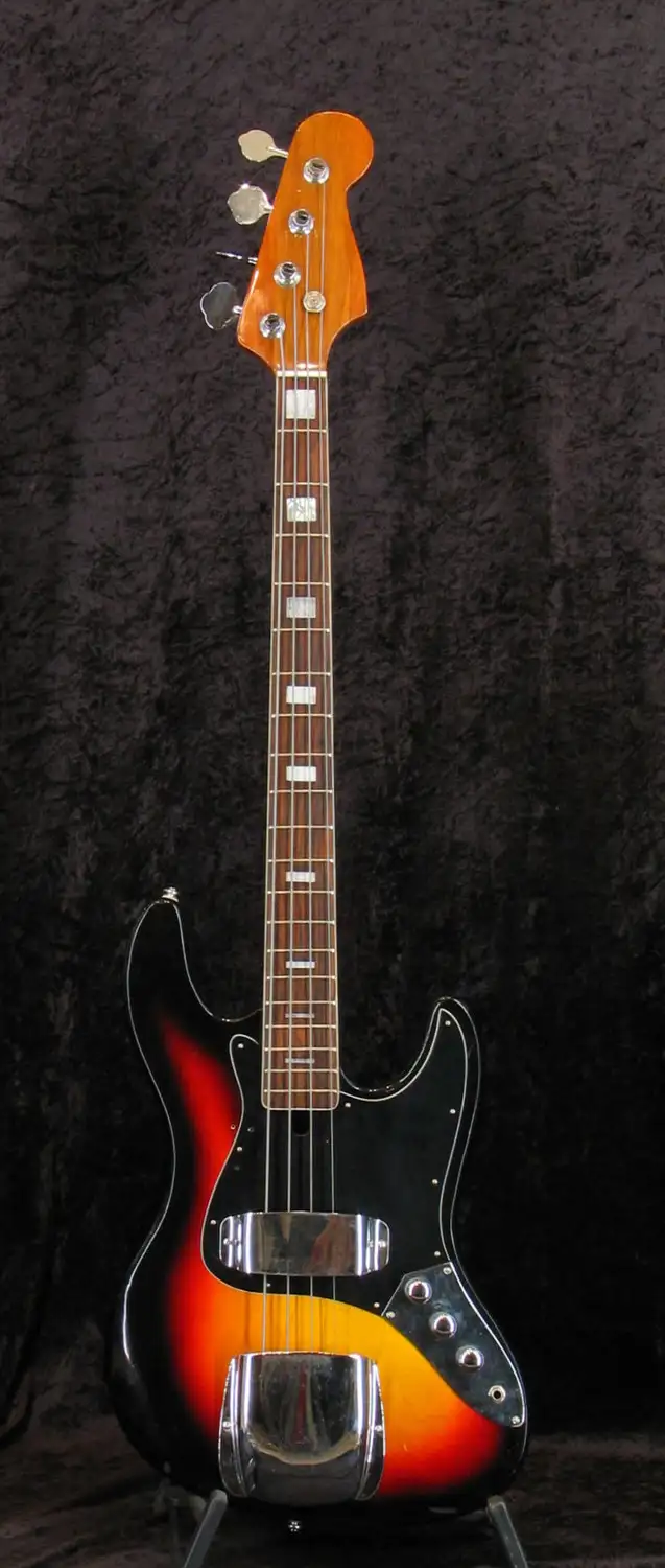 - Régi Jazz Bass Basszusgitár