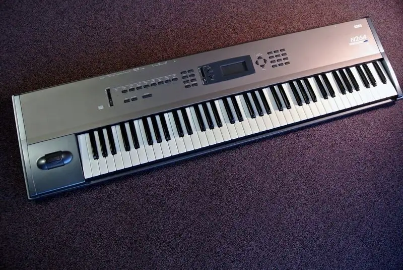 Korg N264 Synthesizer