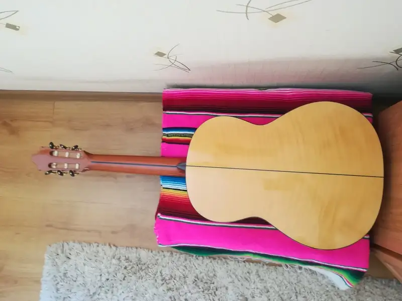  Caps M7S Flamencová gitara