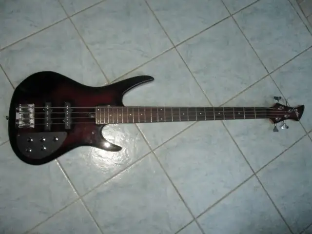  Hero Basszusgitár