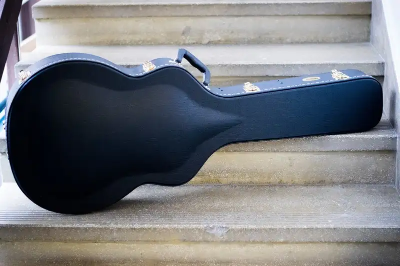 Ibanez AM-C elektromos keménytok Gitártok