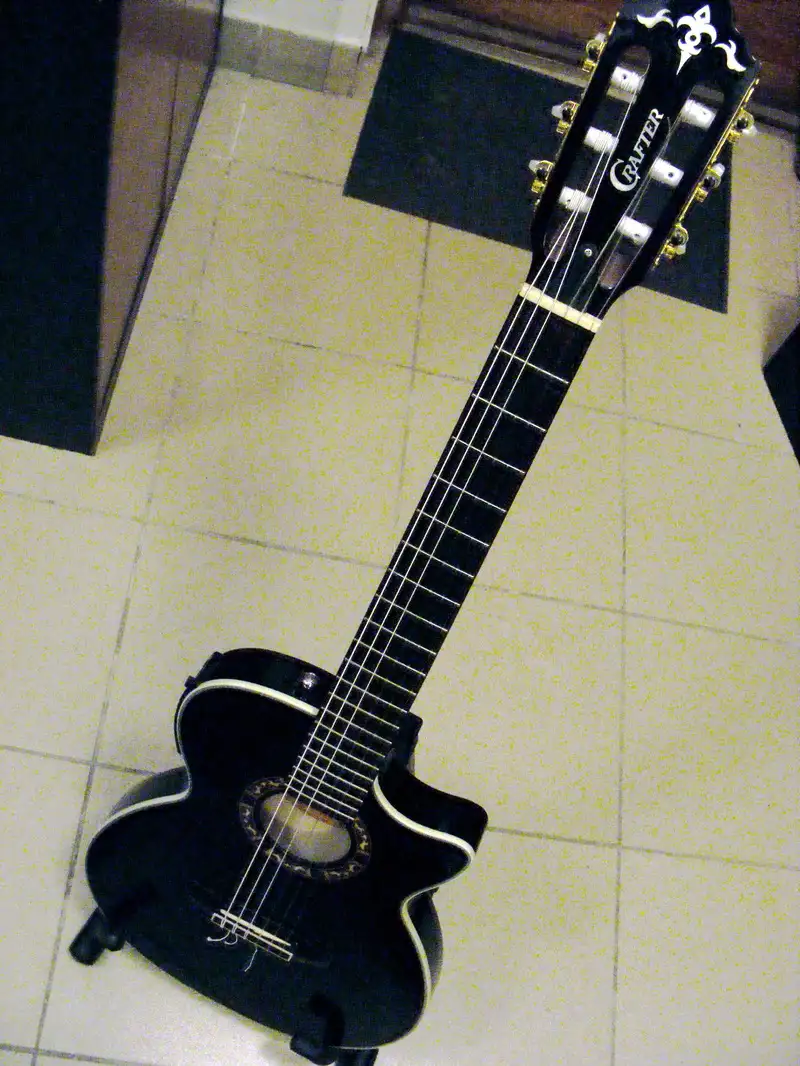  CTS155CBK Elektroakusztikus gitár