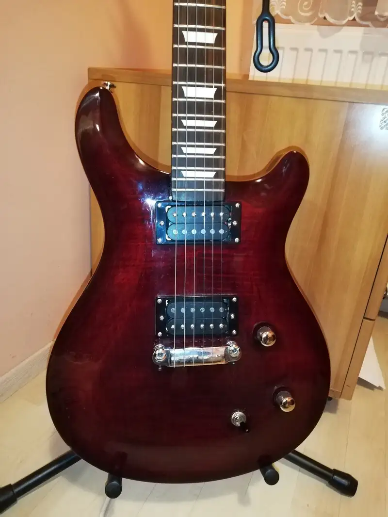 Dimavery DP600 Elektromos gitár