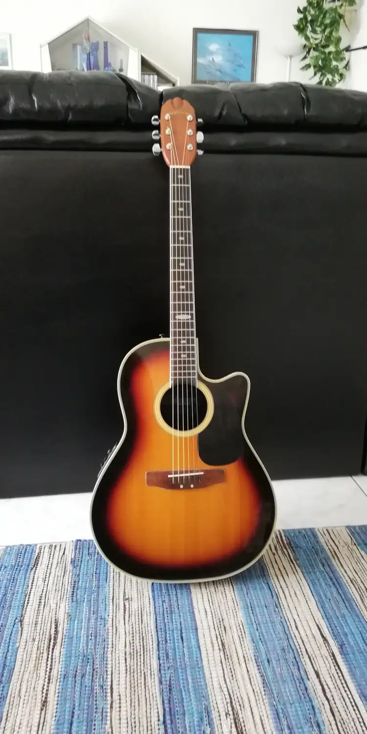 Applause  Electro-acoustic guitar