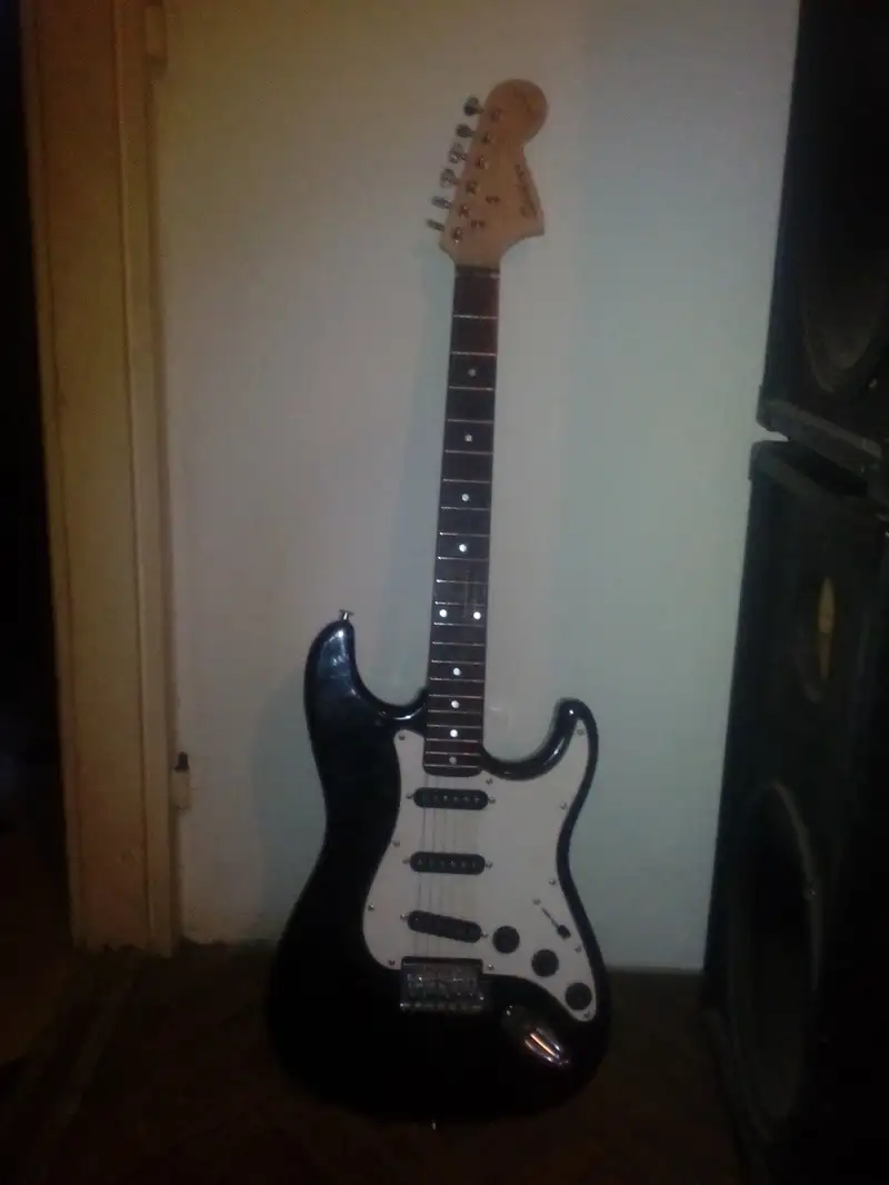  Stratocaster Electric guitar