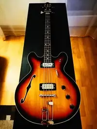 KLIRA Sorento 4 Atlantic Thinline Bass guitar [February 25, 2019, 5:36 pm]