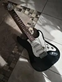 Baltimore Strat Guitarra eléctrica [February 25, 2019, 8:51 pm]