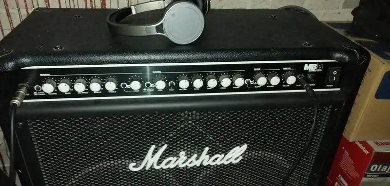 Marshall MB4210 Basszusgitár kombó