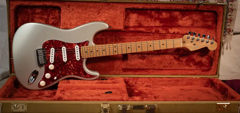 Fender AMERICAN STANDARD STRATOCASTER 1997 INCA SILVER Electric guitar