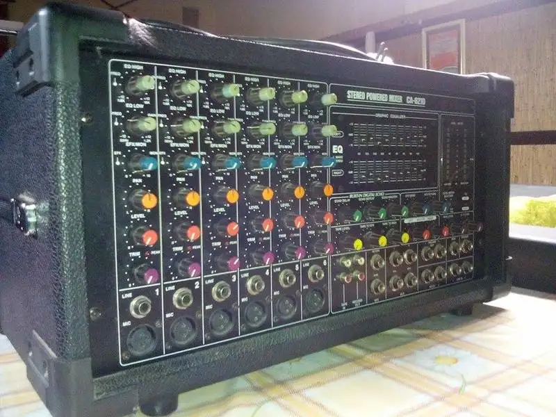 - INKEL CA-6210 Mixer amplifier