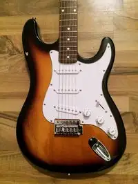 Cheri Stratocaster Made In Korea E-Gitarre [March 16, 2019, 7:50 pm]