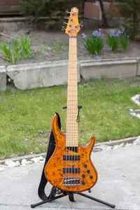 MTD Z5 Bass guitar 5 strings [July 20, 2019, 7:13 pm]