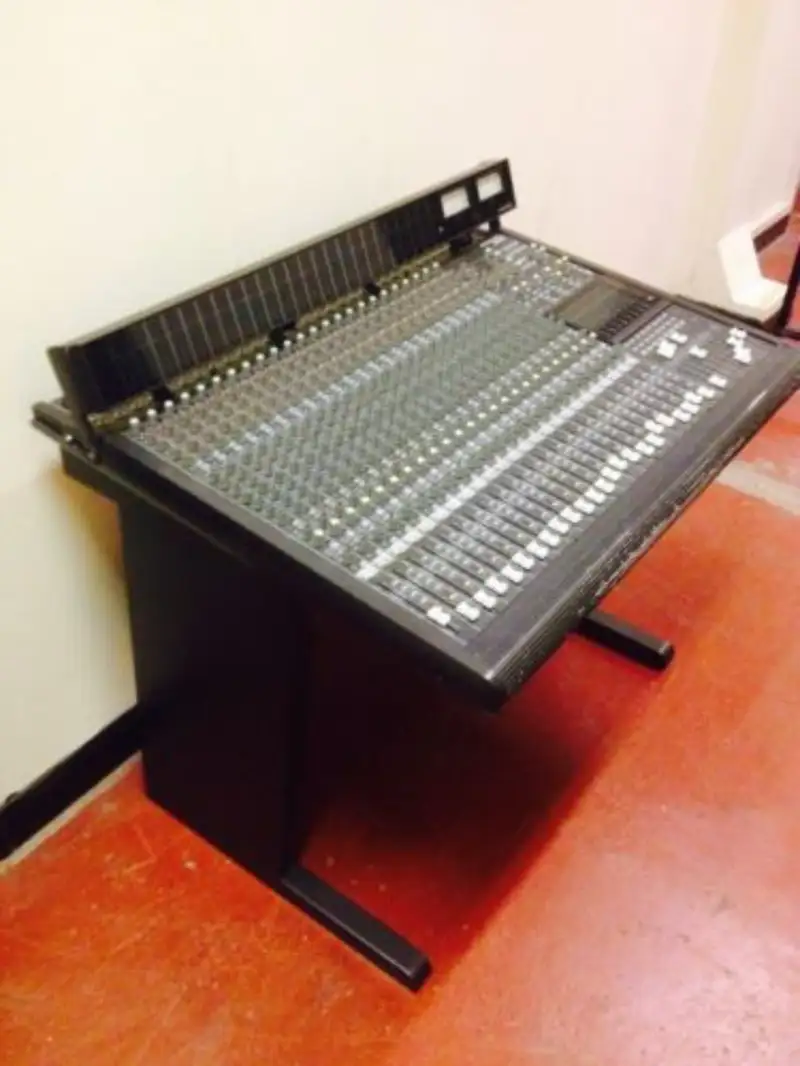 Mackie 24 8 Keverőpult