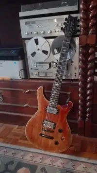 Santander  Elektromos gitár [2019.07.18. 02:33]