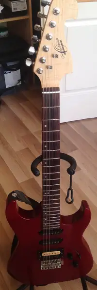Oscar Schmidt OX10 Guitarra eléctrica [September 26, 2019, 9:59 pm]