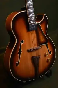 KLIRA ToneKing 345 Jazzgitár [2019.09.05. 14:05]