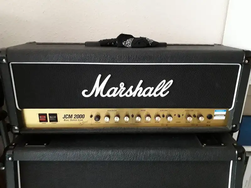 Marshall DSL 100 JCM 2000 Gitárerősítő-fej